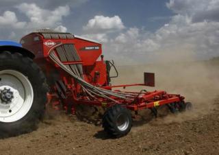 Sementadoras Kuhn Megant 600-40