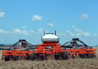 Sementadoras Kuhn Quadra AirFlow 9000