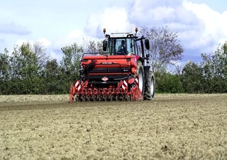 Sementadoras Kuhn Sitera 3030-24 E