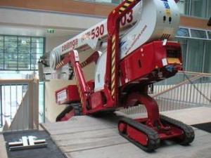 Plataformas telescópicas Plataformas telescópicas de ruedas Worldlift Industries AS - Rothlehner FS 290