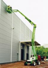 Plataformas elevadoras articuladas Plataformas articuladas de ruedas Niftylift HR 17