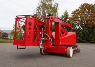 Plataformas elevadoras articuladas Plataformas articuladas de ruedas PB Topdino 121D II