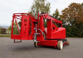 Plataformas elevadoras articuladas Plataformas articuladas de ruedas PB Topdino 121