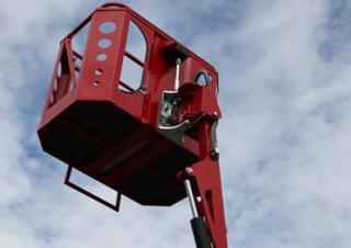 Plataformas elevadoras articuladas Plataformas articuladas de ruedas PB Topdino 121