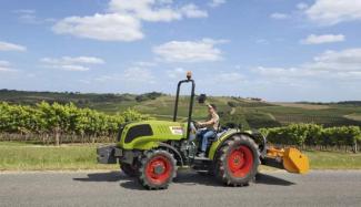 Tractores - tracción 2 ruedas Claas Nexos 210 VE