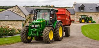 Tractores - tracción 4 ruedas John Deere 5090 R