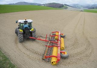 Tractores - tracción 4 ruedas Claas Elios 230