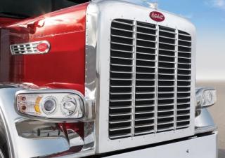 Camiones Tractoras Peterbilt 389 44” Low Roof Cummins ISX15