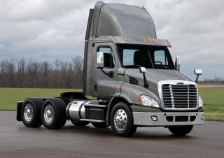 Camiones Tractoras Freightliner Cascadia 113 48 XT Cummins X15
