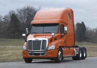 Camiones Tractoras Freightliner Cascadia 113 72 XT Cummins X15