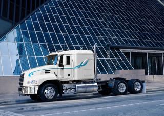 Camiones Tractoras Mack PINNACLE CA68 Conventional CXU603 MP7 6x4