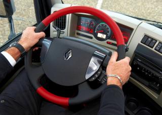 Camiones Tractoras Renault PREMIUM 430.19 4X2 T TANKER