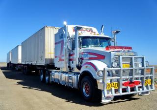 Camiones Tractoras Mack TITAN Day Cab ISX 550 6x4