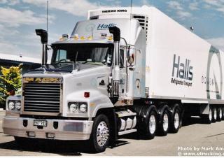 Camiones Tractoras Mack TRIDENT Day Cab MP8 6x4