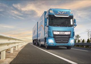 Camiones Tractoras DAF XF 450 FT