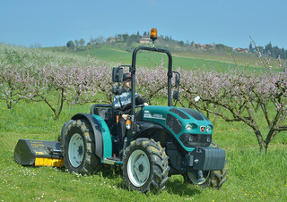 Tractores - tracción 4 ruedas Arbos 4110 Q