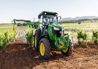 Tractores - tracción 4 ruedas John Deere 5075GF