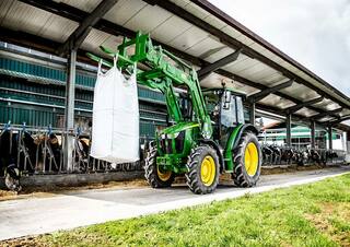 Tractores - tracción 4 ruedas John Deere 5095M