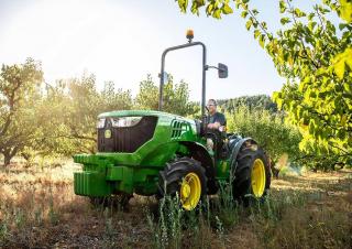 Tractores - tracción 4 ruedas John Deere 5105GL