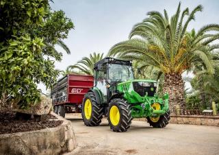 Tractores - tracción 4 ruedas John Deere 5115GF 