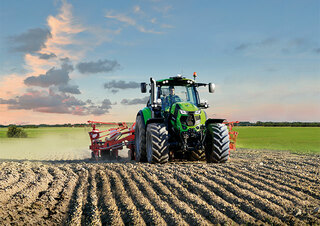 Tractores - tracción 4 ruedas DEUTZ-FAHR 6165 Agrotron RCShift