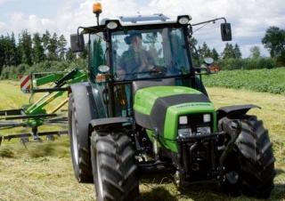 Tractores - tracción 4 ruedas DEUTZ-FAHR Agroplus 320