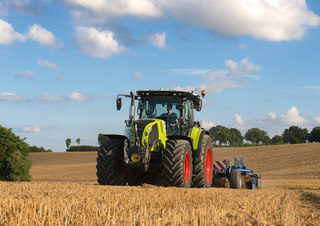 Tractores - tracción 4 ruedas Claas Arion 630
