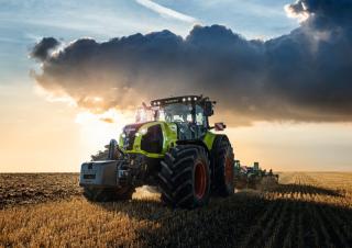 Tractores - tracción 4 ruedas Claas Axion 830 Cmatic