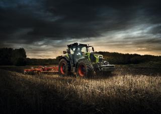 Tractores - tracción 4 ruedas Claas Axion 9.330 Cmatic 