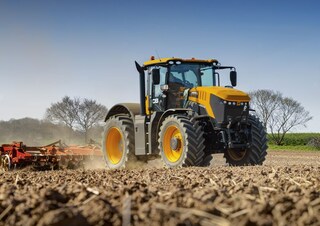Tractores - tracción 4 ruedas JCB Fastrac 8330