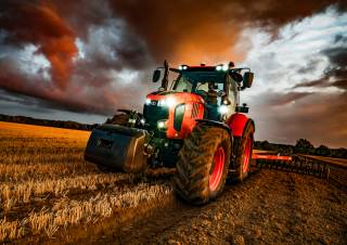 Tractores - tracción 4 ruedas Kubota M7133 