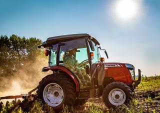 Tractores - tracción 4 ruedas Massey Ferguson MF 1765 M