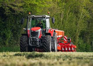 Tractores - tracción 4 ruedas Massey Ferguson MF 6S.155