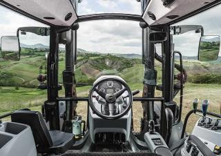 Tractores - tracción 4 ruedas Valtra A 83 HiTech