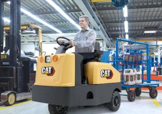 Tractores eléctricos Caterpillar NTS30Q