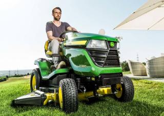Cortacéspedes y tractores de jardín John Deere X380