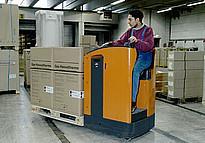 Transpaleta manual Transpaletas con plataforma elevadora Still SU 20