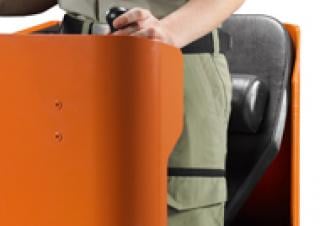 Transpaleta manual Transpaletas con plataforma elevadora BT LSE 200 