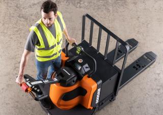 Carretillas elevadoras eléctricas Doosan B30ER-9 
