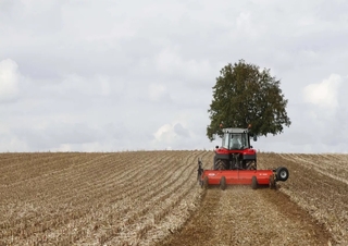 Trituradoras Kuhn BC 4000