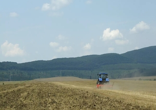 Trituradoras Kuhn BK 320
