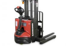 Apiladores de pie RAYMOND 6210