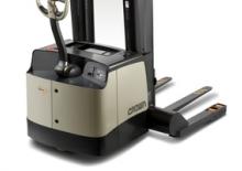 Apiladores de pie Crown SH 5540-40 TT