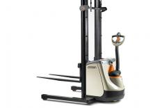 Apiladores de pie Crown ST 3000-25 TL-3912