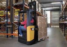 Apiladores de palets con asiento Caterpillar NSS15NI