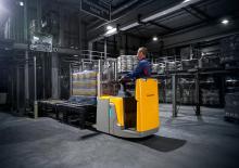 Apiladores de palets con plataforma elevadora Jungheinrich ERD 220