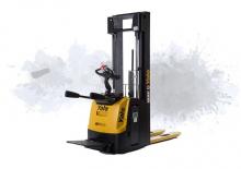 Apiladores de palets con plataforma elevadora Yale MS20XD