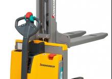 Apiladores de pie Jungheinrich EMD 115i
