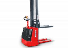 Apiladores de pie Pegasolift PL 16 