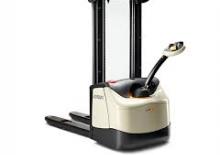 Apiladores de pie Crown WF 3200-1.0 TL